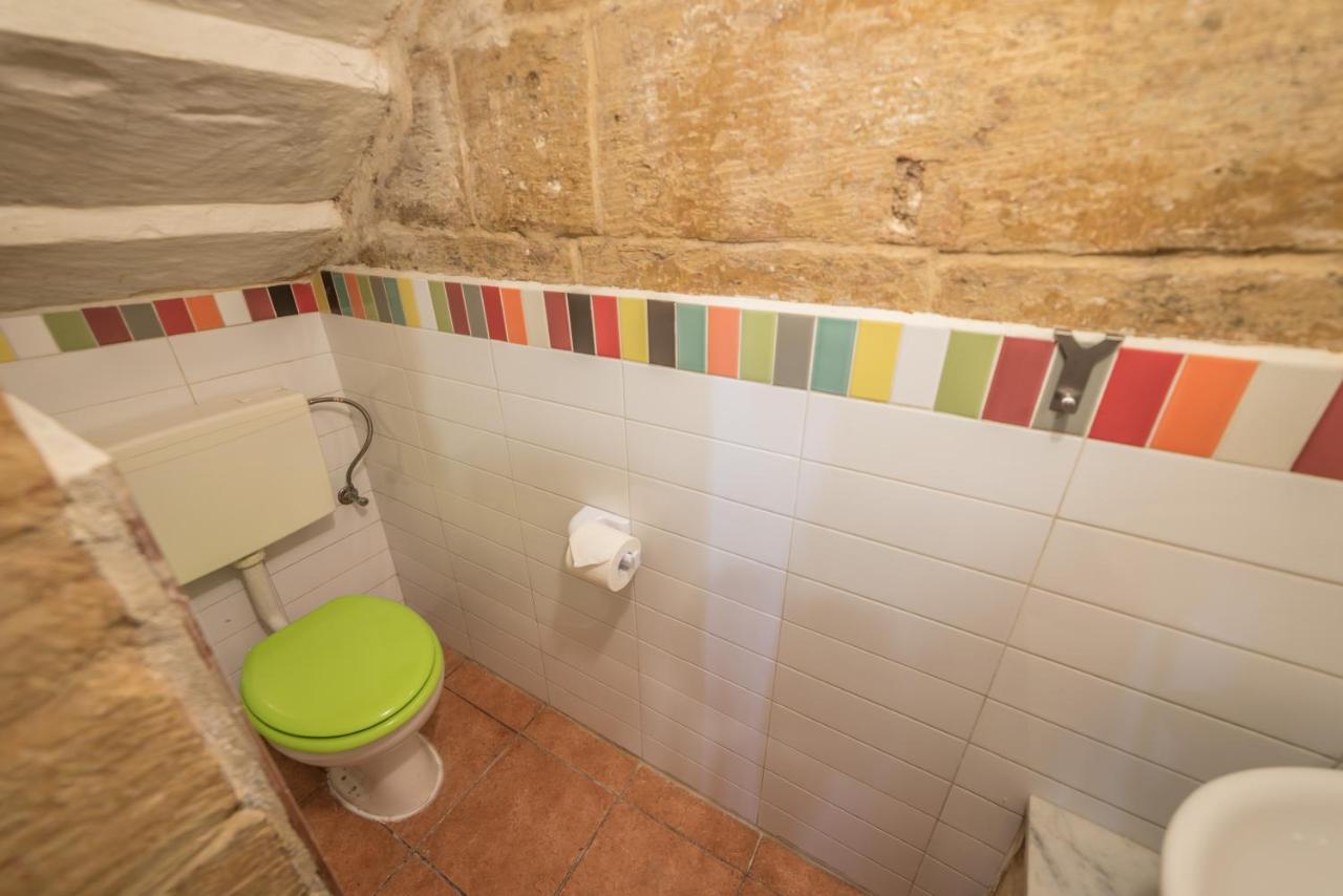 Pa- Pandora'S Loft Apartment Valletta Bagian luar foto